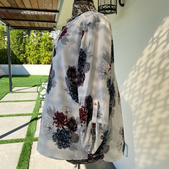 Daniel Rainn white blouse with floral design size XXL - Picture 3 of 5